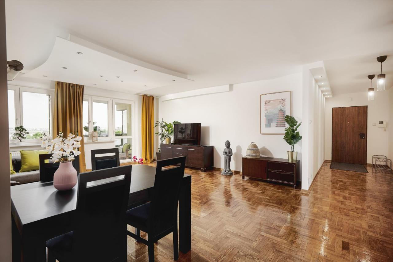 Lumina Spacious Apartment Near The Railway Station Warsaw Exterior photo
