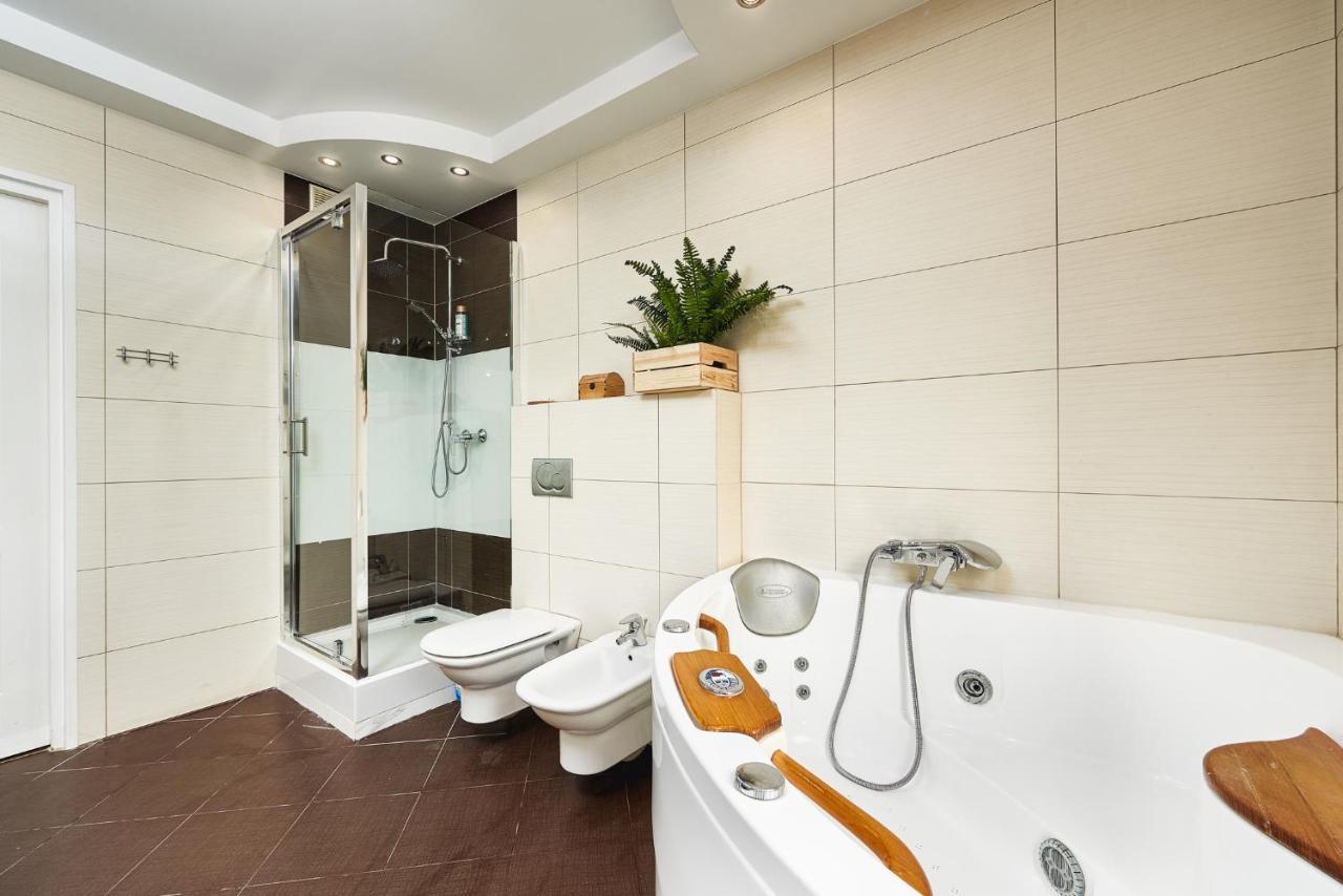 Lumina Spacious Apartment Near The Railway Station Warsaw Exterior photo